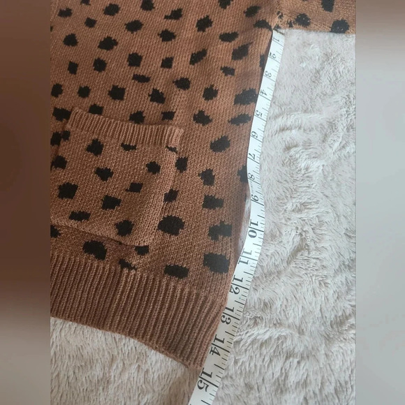 LG Hayden Animal Print Butyon Cardigan - Picture 8 of 9